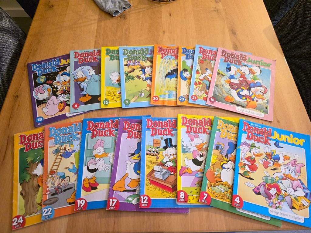 Donald Duck JUNIOR 16 stuks, Meerdere comics, Ophalen of Verzenden, Gelezen, Europa