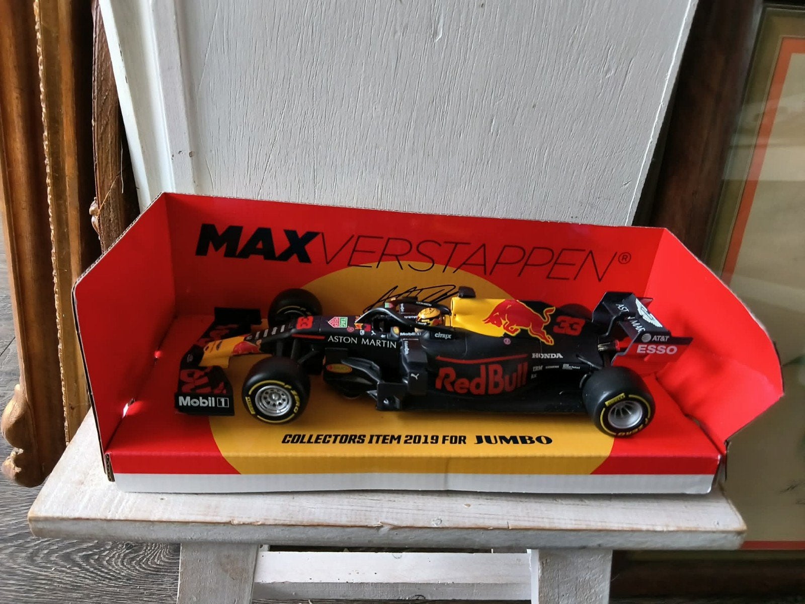 Max Verstappen Red Bull Racing RB15 schaalmodel 1:24, Hobby en Vrije tijd, Modelauto's | 1:24, Ophalen of Verzenden, Zo goed als nieuw