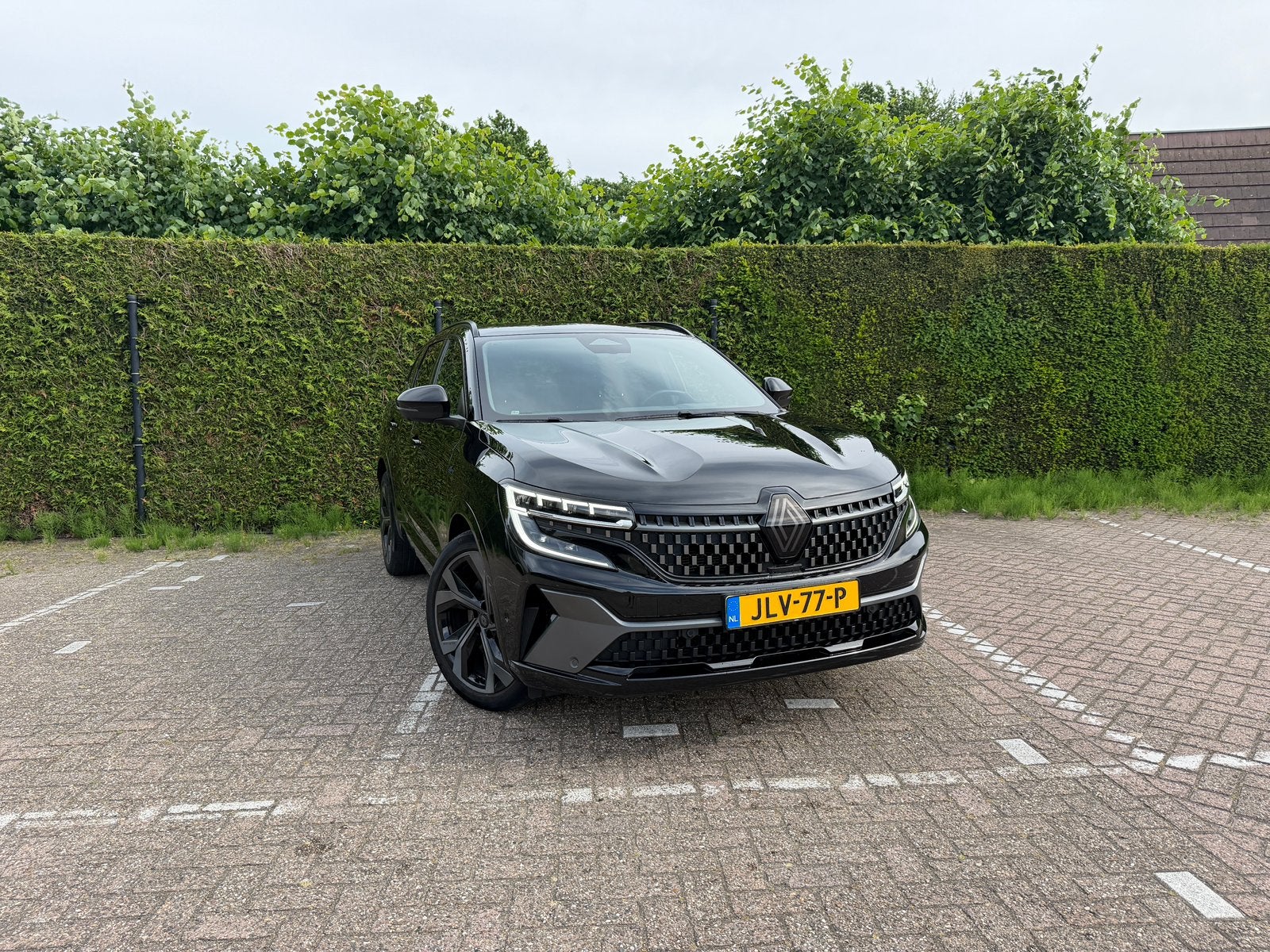 Renault Austral 1.2 E-tech Full Hybrid 200pk 2023 Zwart, Auto's, Renault, Particulier, Austral, 360° camera, ABS, Achteruitrijcamera