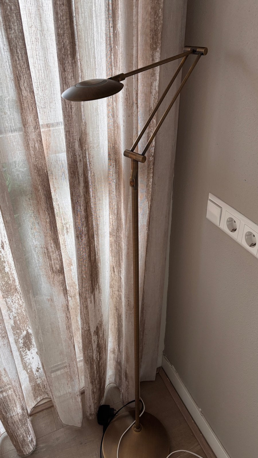 Moderne bronzen vloerlamp, af te halen in Naaldwijk, Ophalen, Gebruikt, Metaal, 150 tot 200 cm
