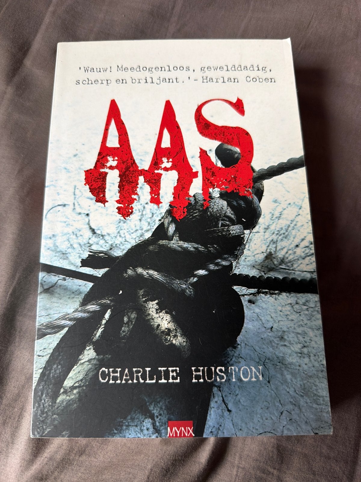SKR.  AAS - Charlie Huston (Thriller), Ophalen of Verzenden, Gelezen