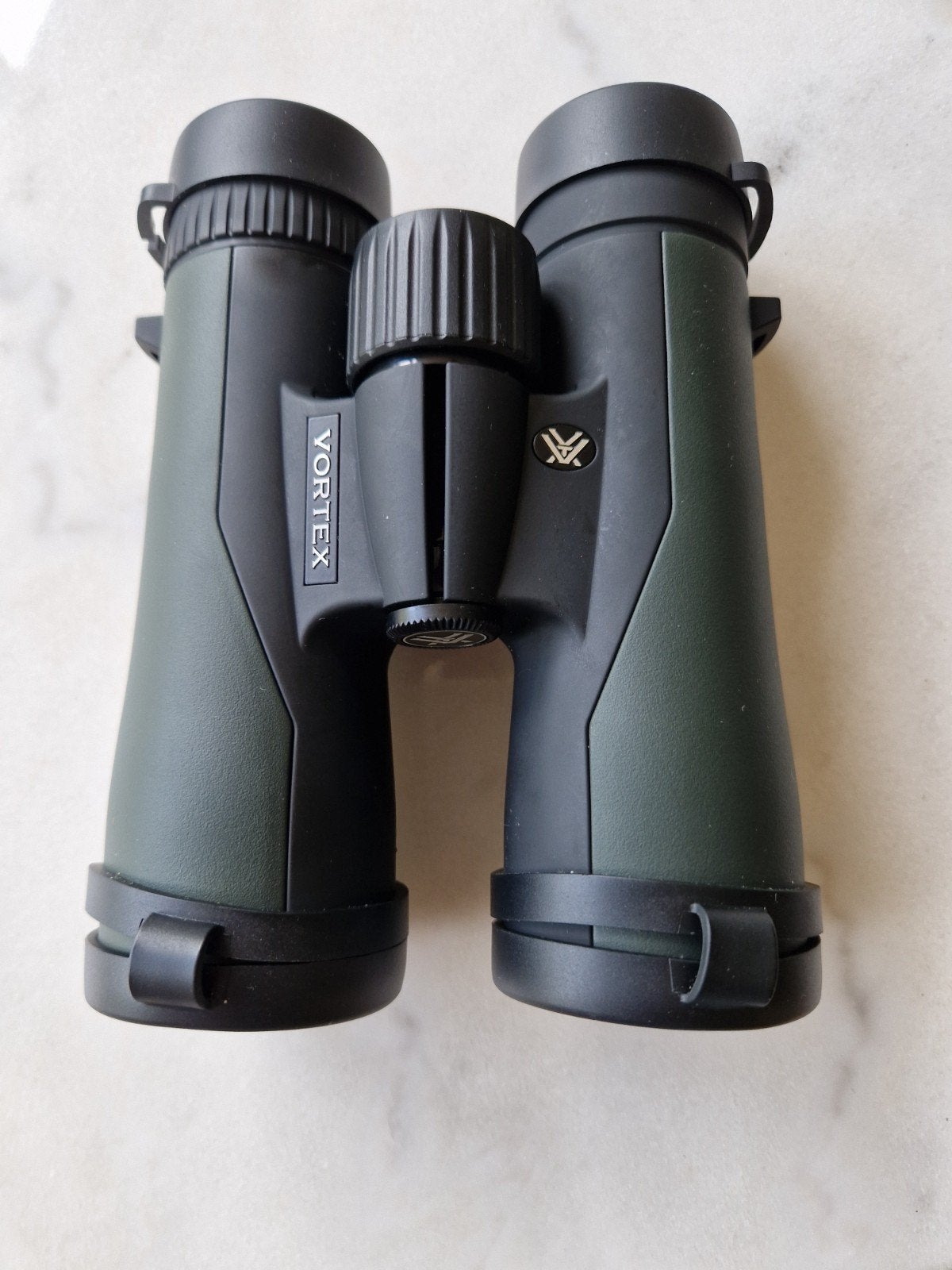 Vortex Crossfire 8 x 42 Verrekijker met Draagriem en Hoes, Dakkant (recht), Ophalen of Verzenden, Zo goed als nieuw, 8 tot 12x