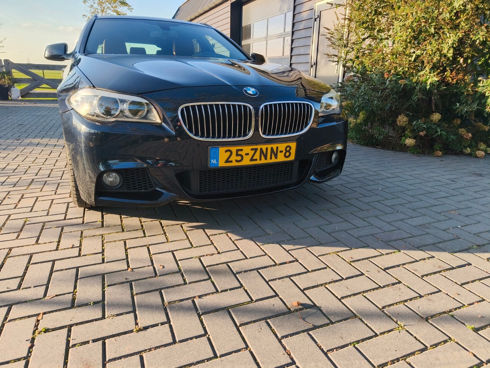 “BMW 520i Touring M-Sport Automaat Panorama Leder, Automaat, Achterwielaandrijving, Bi-Xenon koplampen, Euro 6