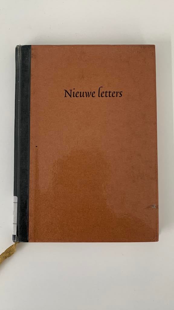 Nieuwe letters, Ophalen of Verzenden, Gelezen, Overige onderwerpen