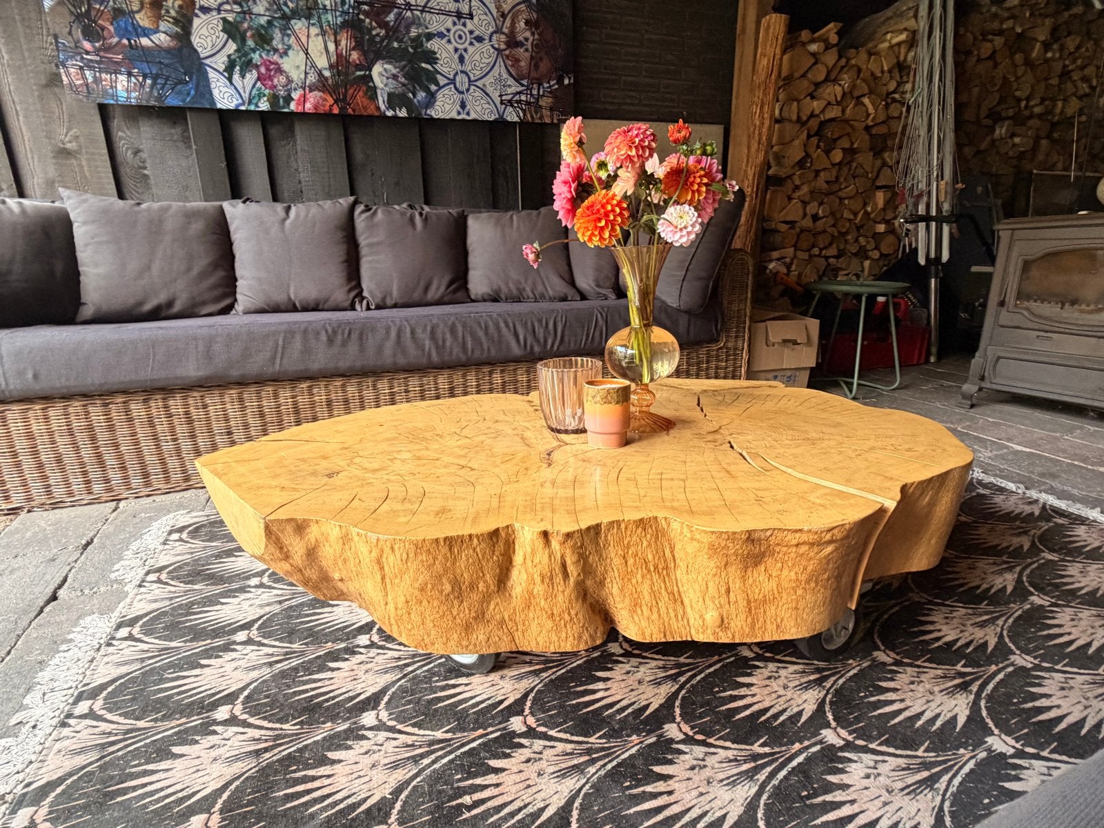 Unieke boomstam tafel net zwenkwielen, Ophalen, Gebruikt, 100 tot 150 cm, Eikenhout