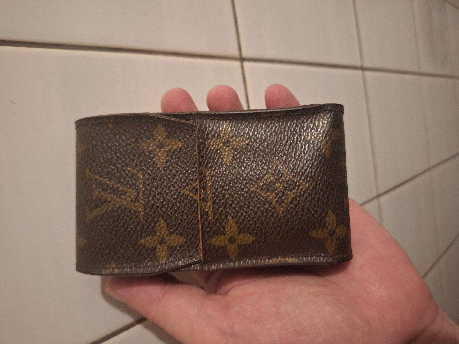 Louis vuitton sigaret case authentiek, Ophalen, Zo goed als nieuw, Zwart, Minder dan 95 cm