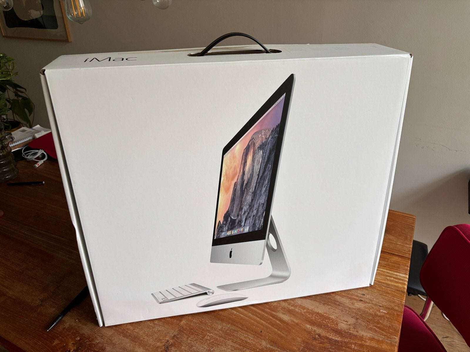T.E.A.B. iMac 21.5” 2.7 GHz Quad Core i5, late 2013, Ophalen, Gebruikt, 2 tot 3 Ghz, SSD