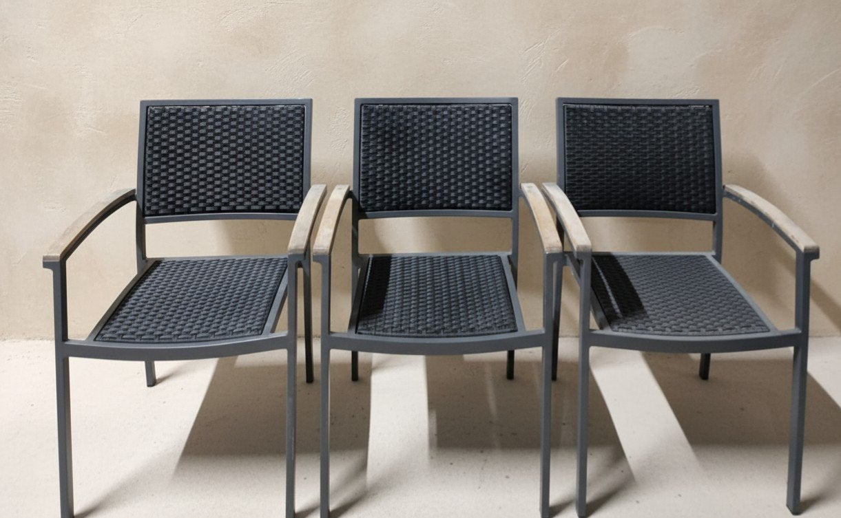 26 x Satelliet terrasstoelen terras cafe horeca tuin stoelen, Kunststof, Zwart, Ophalen of Verzenden, Zo goed als nieuw