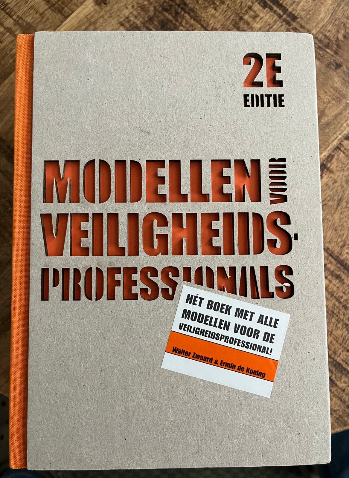 Modellen voor Veiligheidsprofessionals - 2e Editie, Ophalen of Verzenden, Gamma, Zo goed als nieuw, HBO