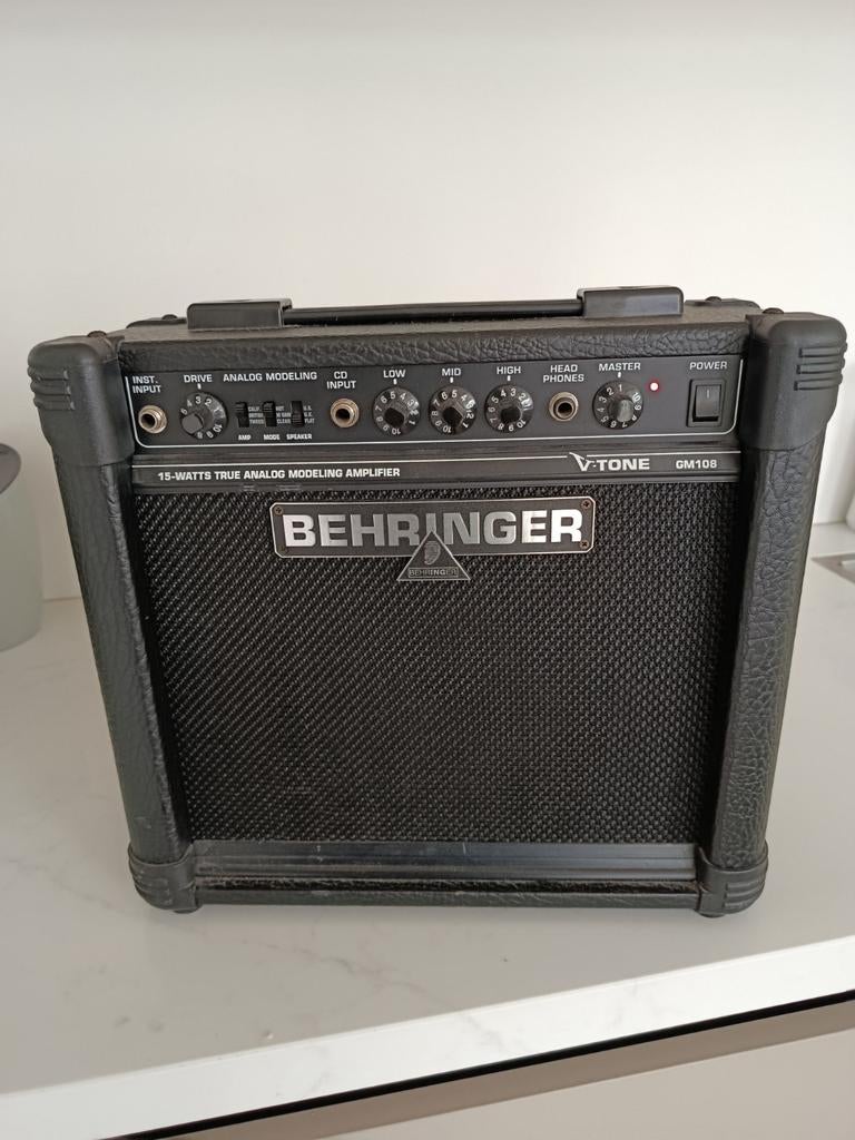 Behringer V-tone GM108 gitaar versterker, Muziek en Instrumenten, Ophalen of Verzenden, Gebruikt, Minder dan 50 watt