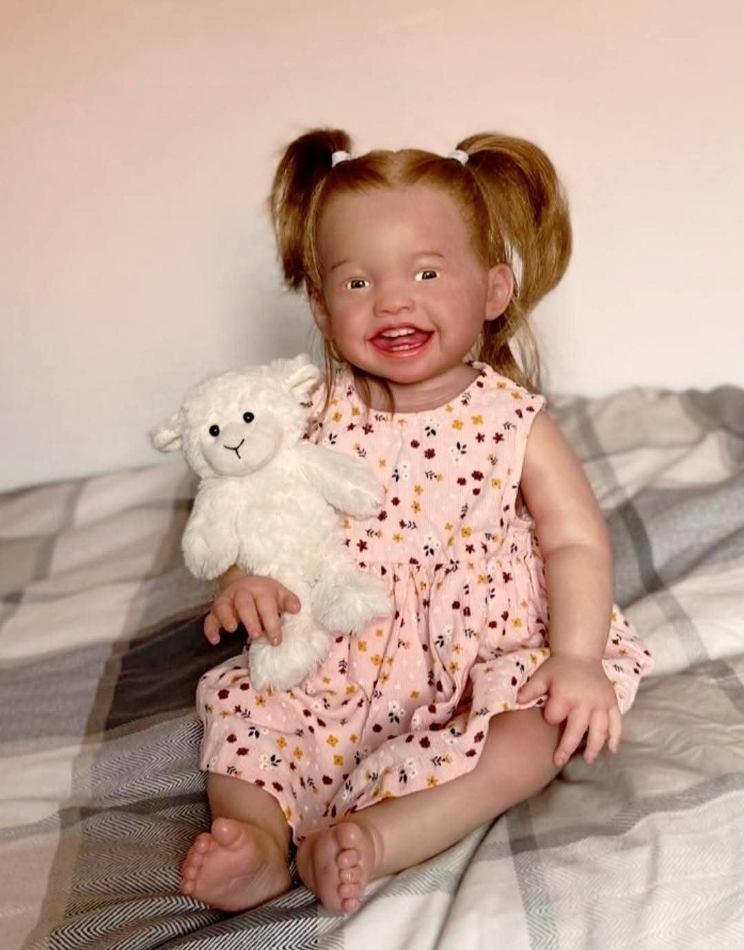 Te koop: reborn toddler Mila, Ophalen of Verzenden, Zo goed als nieuw, Meisje, Truitje of Vestje
