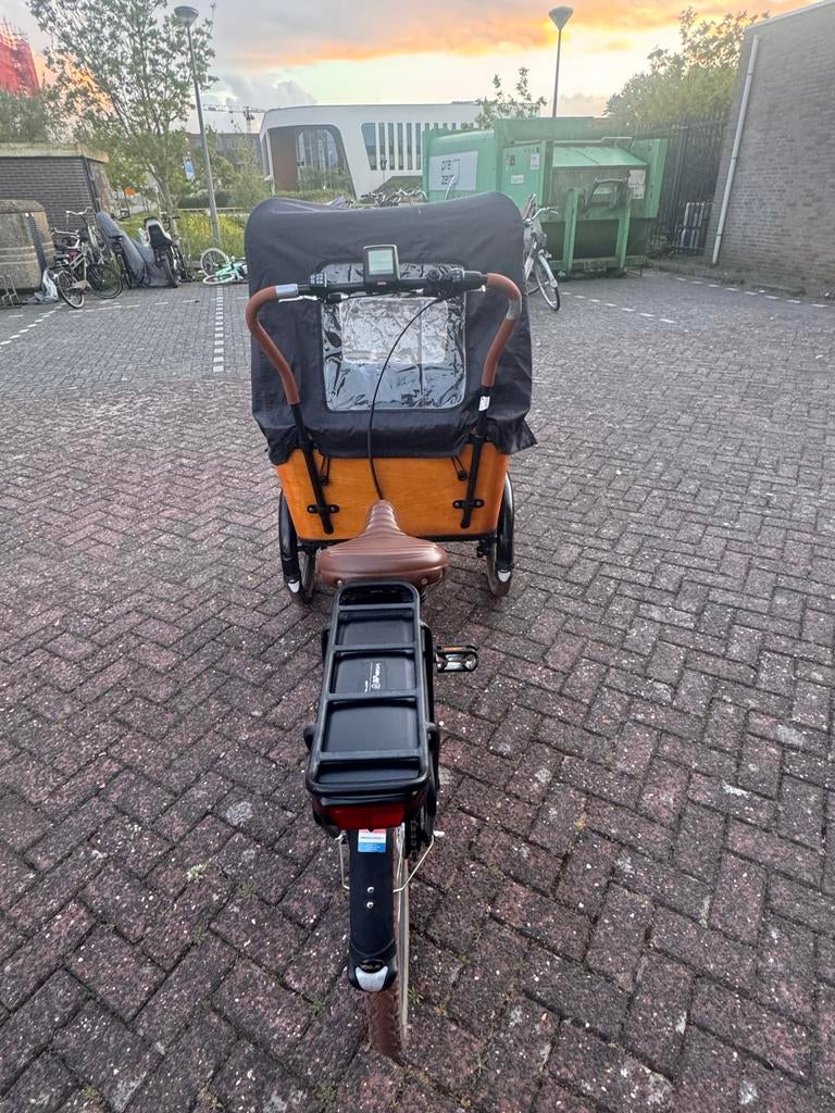 Bakfiets met huif - Ideaal voor kinderen en boodschappen, Fietsen en Brommers, Fietsen | Bakfietsen, Overige merken, 4 kinderen of meer