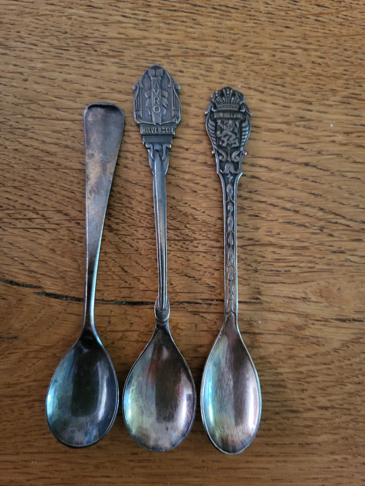 3 verzilverde koffielepels: Zuid-Holland, AVRO Hilversum, Ophalen of Verzenden