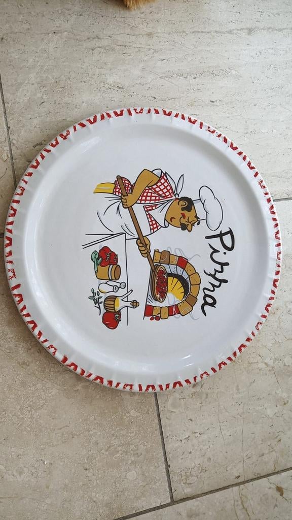 6x Pizzabord - 30 cm doorsnee - Zo goed als nieuw, Ophalen, Keramiek, Nieuw, Bord(en)