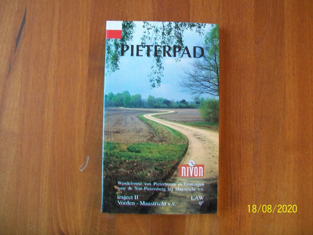 Pieterpad traject II ( Vorden - Maastricht), Boeken, Overige merken, Verzenden, Zo goed als nieuw, Reisgids of -boek