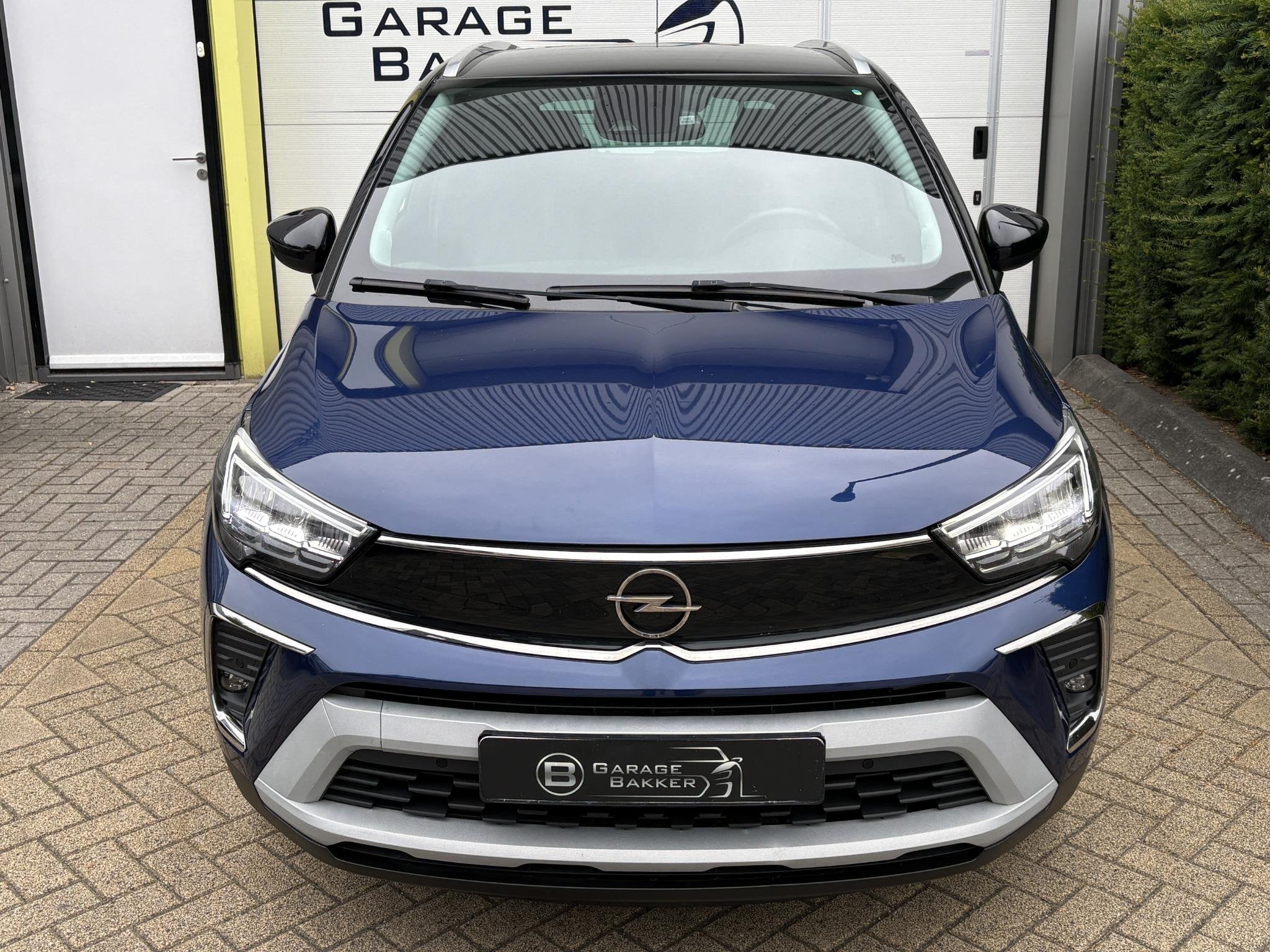 Opel Crossland 1.2 Edition Trekhaak, Stoel/Stuurverwarming,, Voorwielaandrijving, 83 pk, Stof, Gebruikt