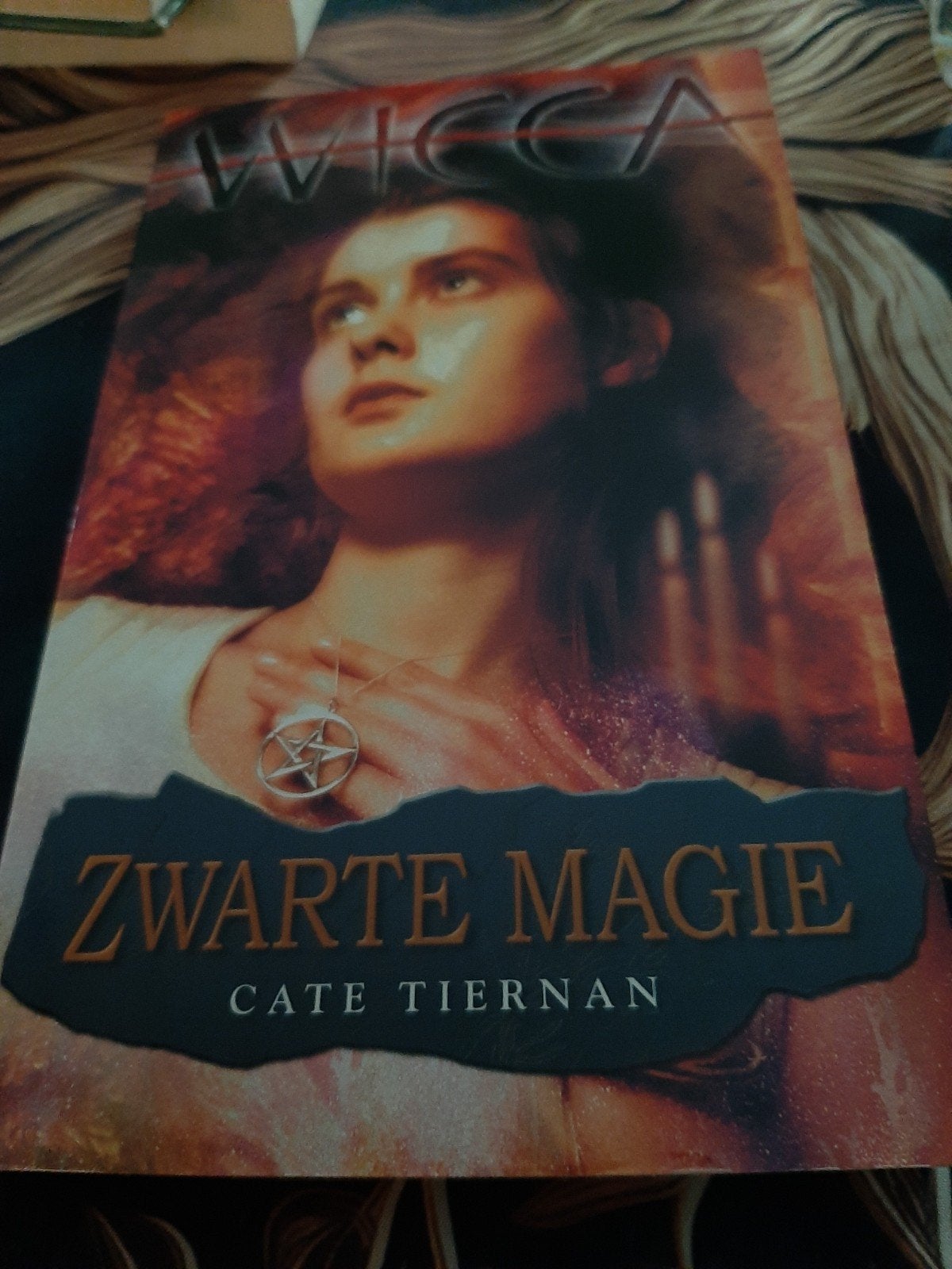 Wicca Deel 4 - Zwarte Magie door Cate Tiernan, Boeken, Esoterie en Spiritualiteit, Gelezen, Verhaal of Roman, Spiritualiteit algemeen