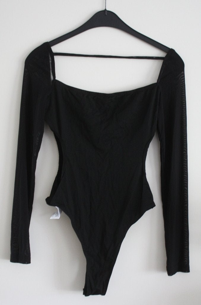 zwarte body  et mouwen maat m, Ophalen of Verzenden, Zwart, Body of Korset