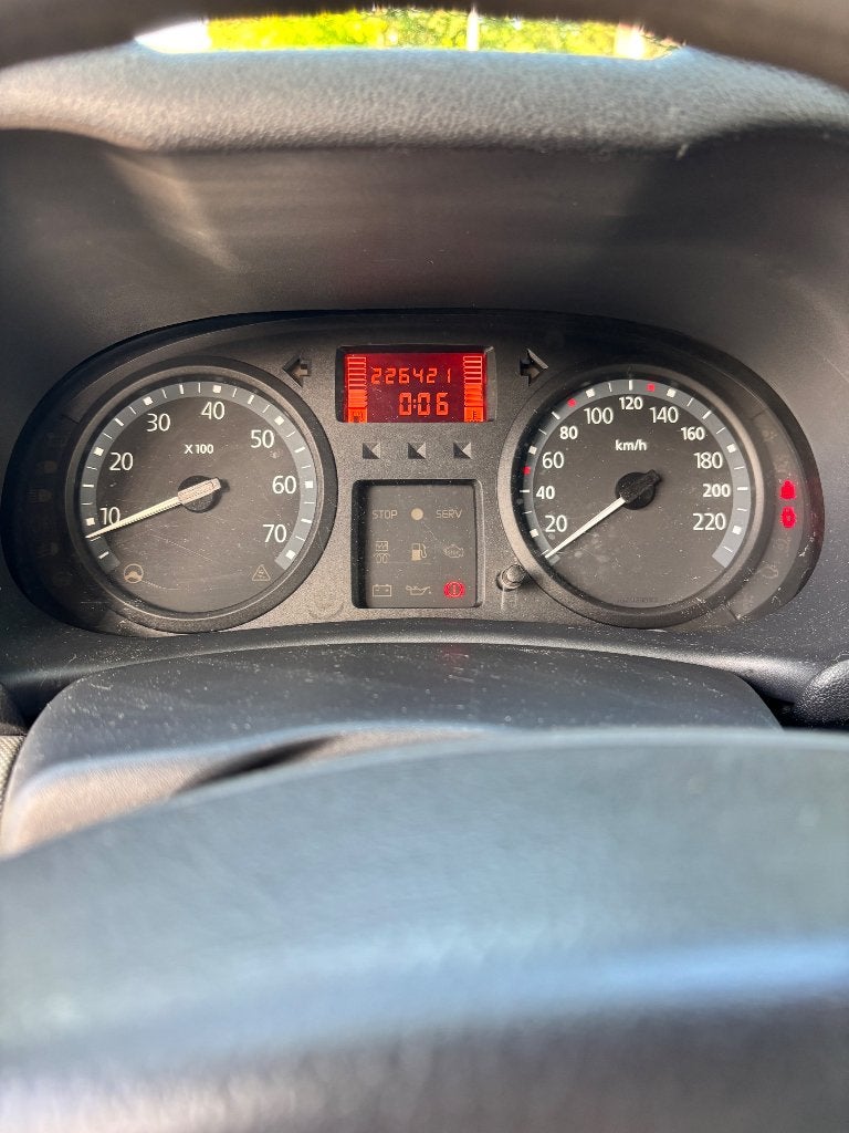 Foto 8 van Renault Clio 1.2 E4 2007 Blauw
