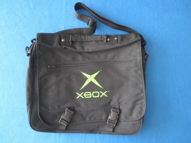 Game goodies Soulcalibur box, Sega coin, Xbox tas FIFA veter, Overige genres, Ophalen of Verzenden, Zo goed als nieuw, 3 spelers of meer