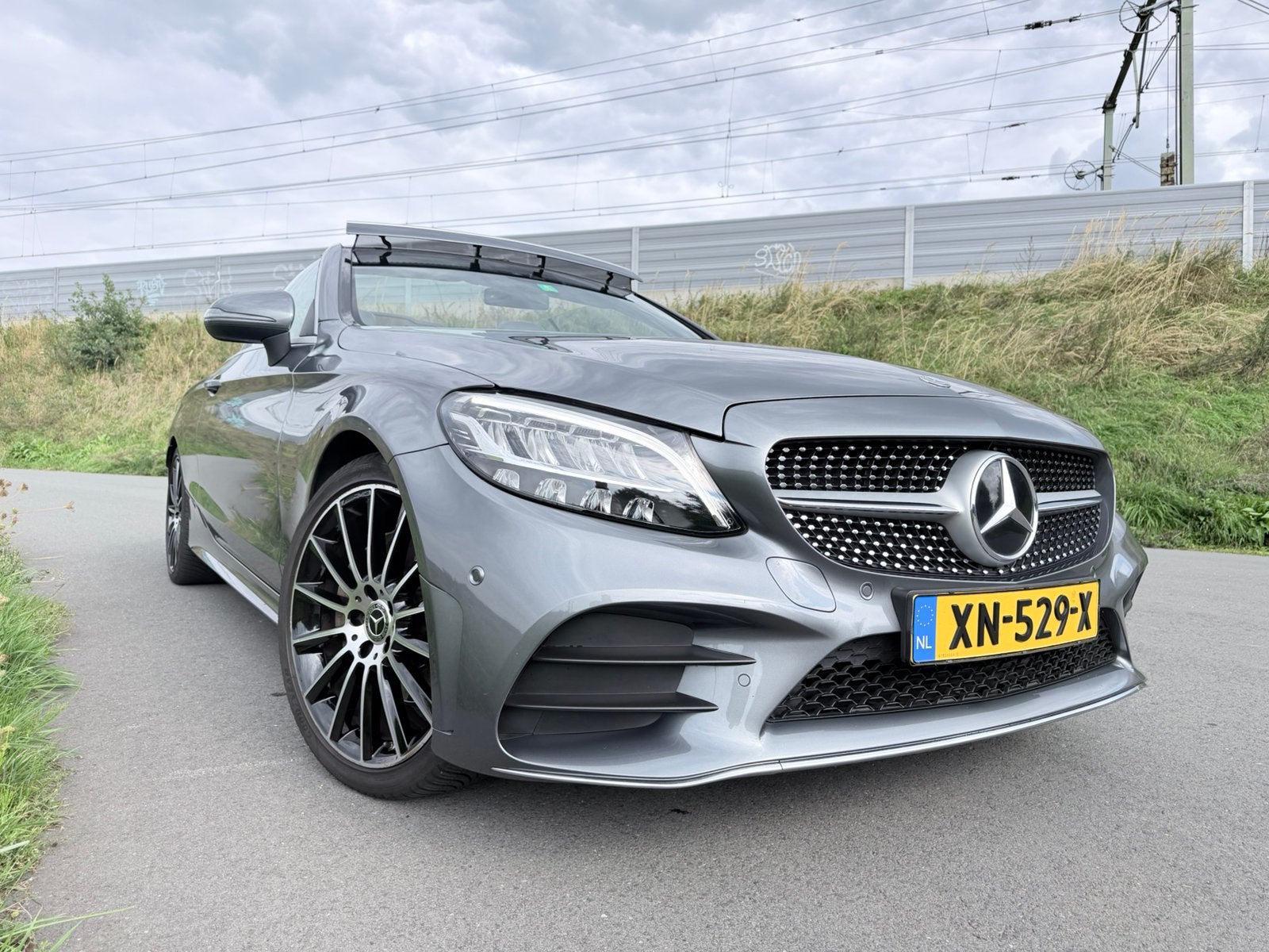 Mercedes C200 Cabrio EQ BOOST Facelift, AMG Line Adaptive CC, Auto's, Automaat, 1800 kg, 4 cilinders, Cabriolet