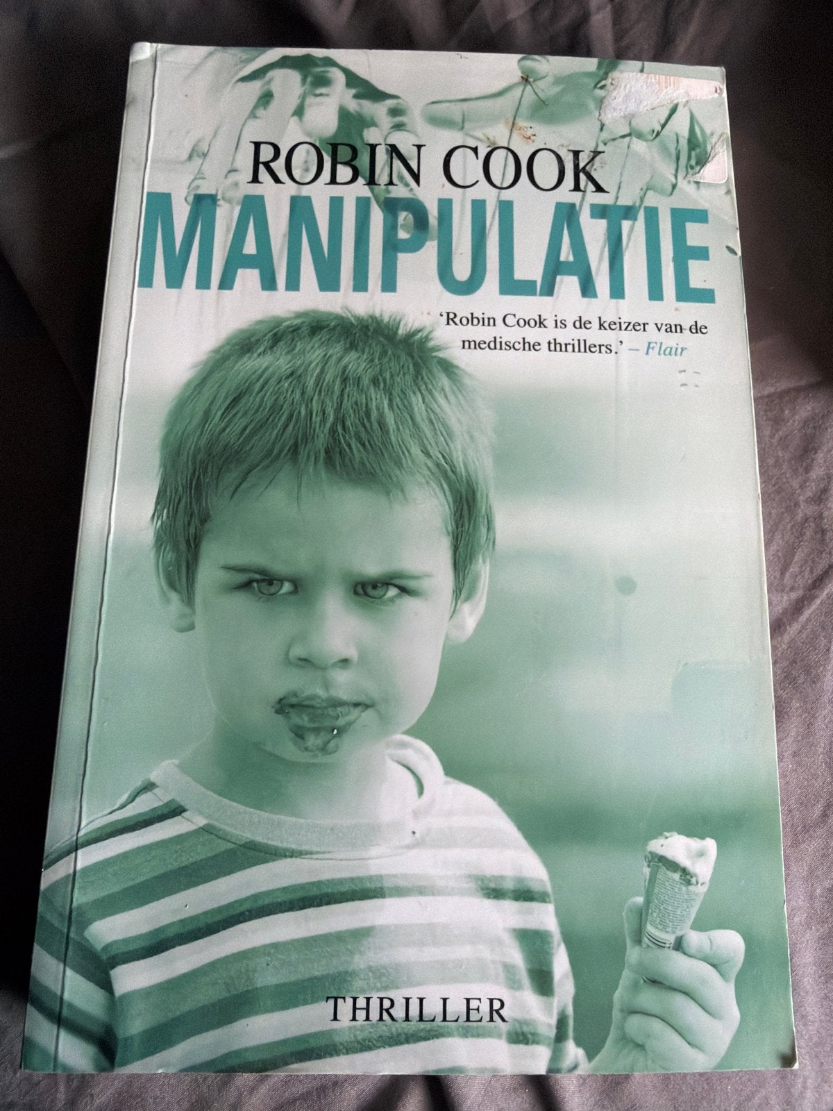 SKR.  Manipulatie - Robin Cook (Thriller), Boeken, Thrillers, Ophalen of Verzenden, Zo goed als nieuw, Nederland