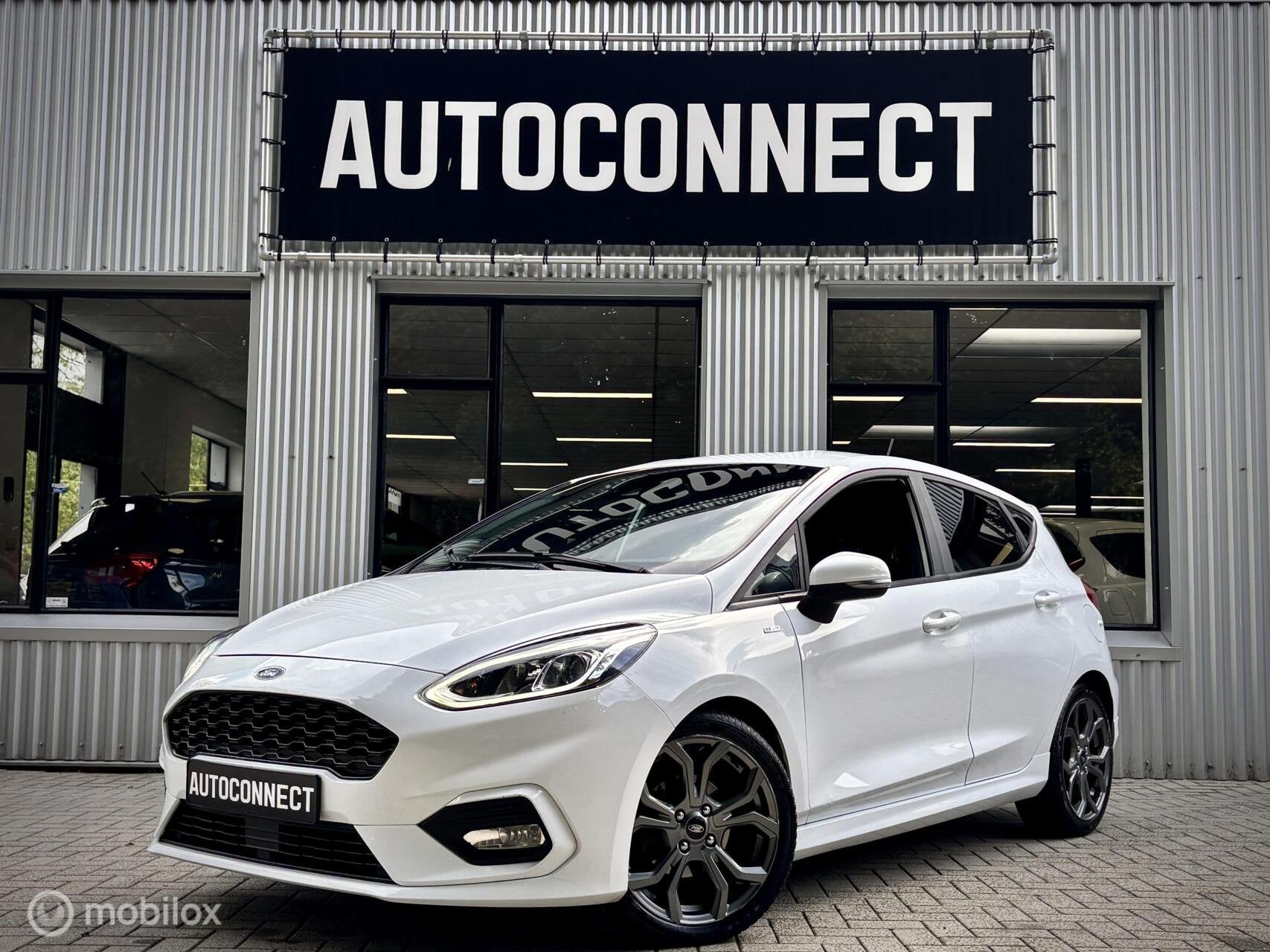 Ford Fiesta 1.0 EcoBoost ST-Line AUTOMAAT, NAVI, CRUISE, Auto's, Voorwielaandrijving, Gebruikt, Wit, Bedrijf