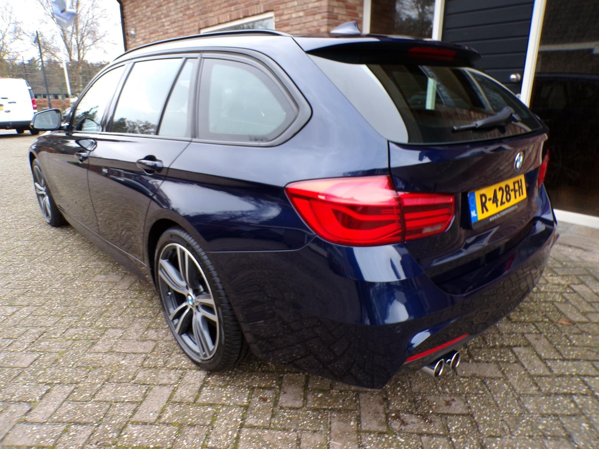 BMW 3-serie Touring 335d xDrive M Sport Edition, Auto's, Automaat, Dealer onderhouden, Blauw, Alcantara