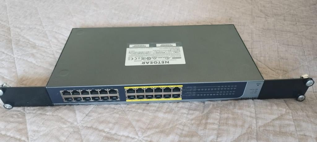 Netgear Ethernet-switch Switchboard, Computers en Software, Netwerk switches, Ophalen of Verzenden, Zo goed als nieuw