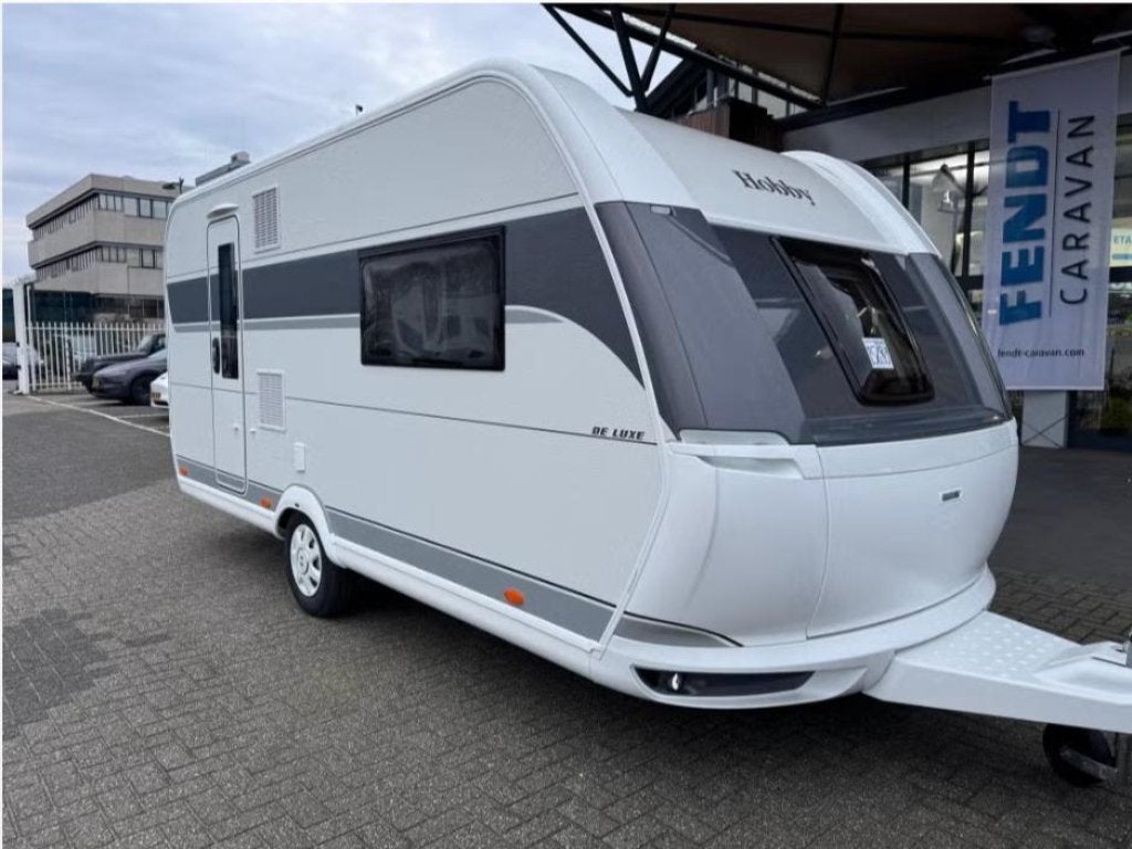 Hobby De Luxe 460 SFF MEGA DEAL! 1500kg as €3095 ko, Caravans en Kamperen, Overige typen, Hobby, Bedrijf, Tot en met 3
