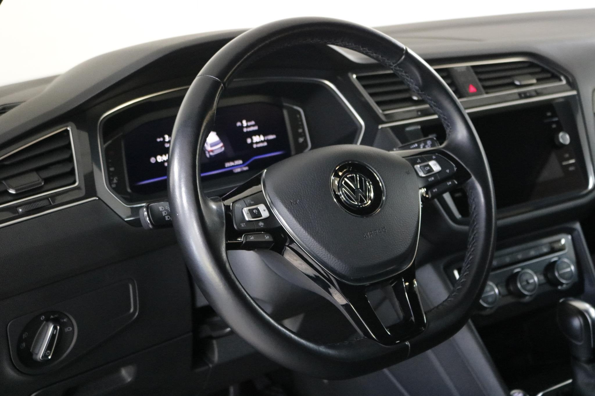 Volkswagen Tiguan Allspace 1.5 TSI Highline Business R-Line, 1502 kg, 150 pk, Wit, Origineel Nederlands