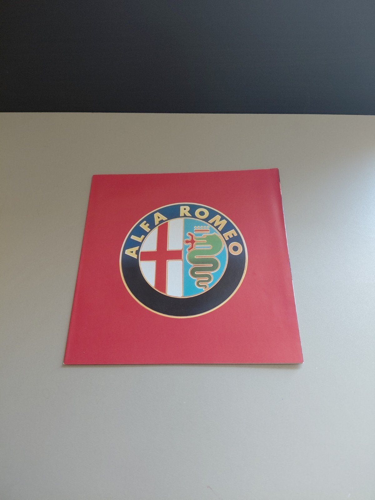 Alfa Romeo Logo Boekje/Brochure, Ophalen of Verzenden, Zo goed als nieuw, Alfa Romeo