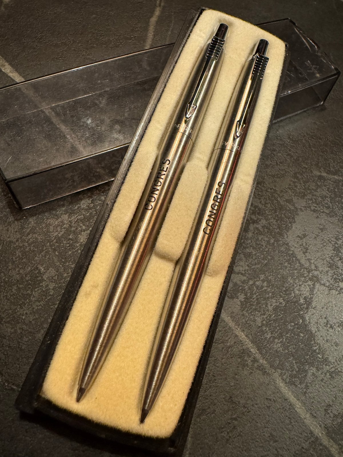 Vintage cadeauset van 2 Parker balpennen in originele doos, Ophalen of Verzenden, Zo goed als nieuw, Met doosje, Parker