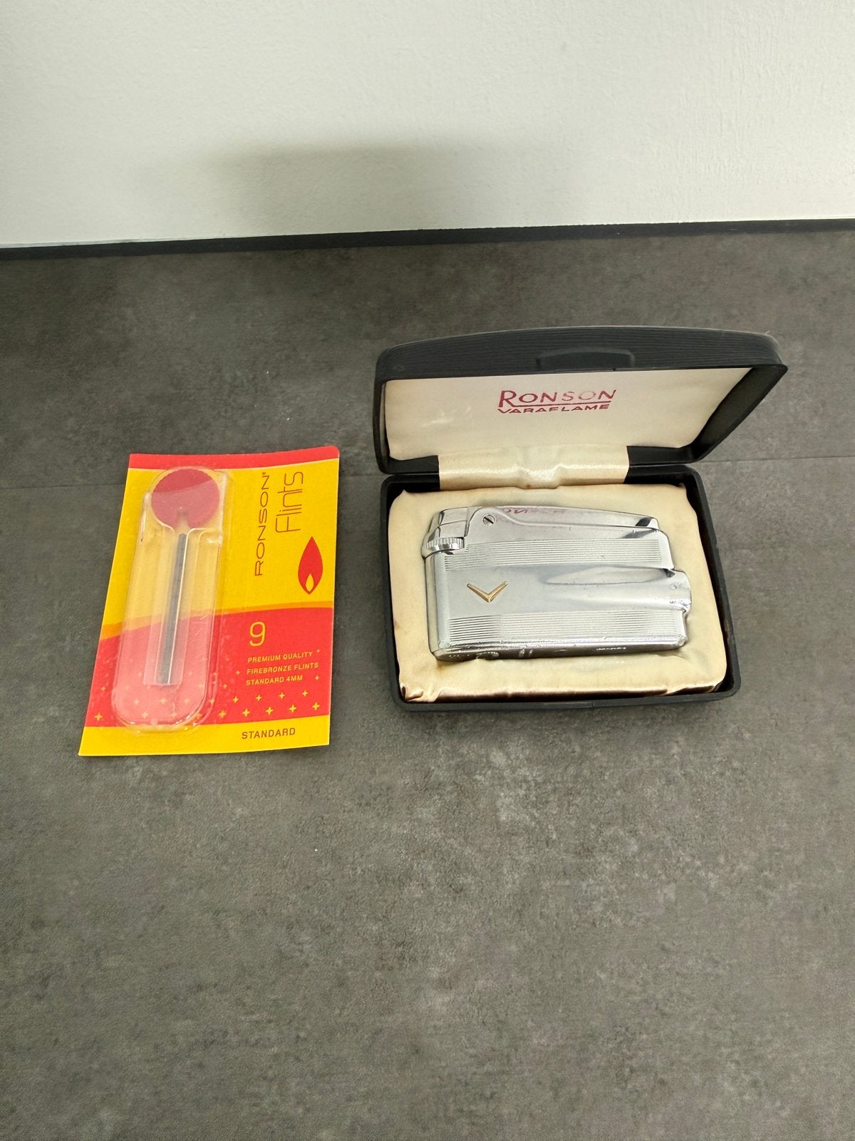 Ronson Varaflame vintage aansteker, Verzamelen, Ophalen of Verzenden, Zo goed als nieuw, Aansteker
