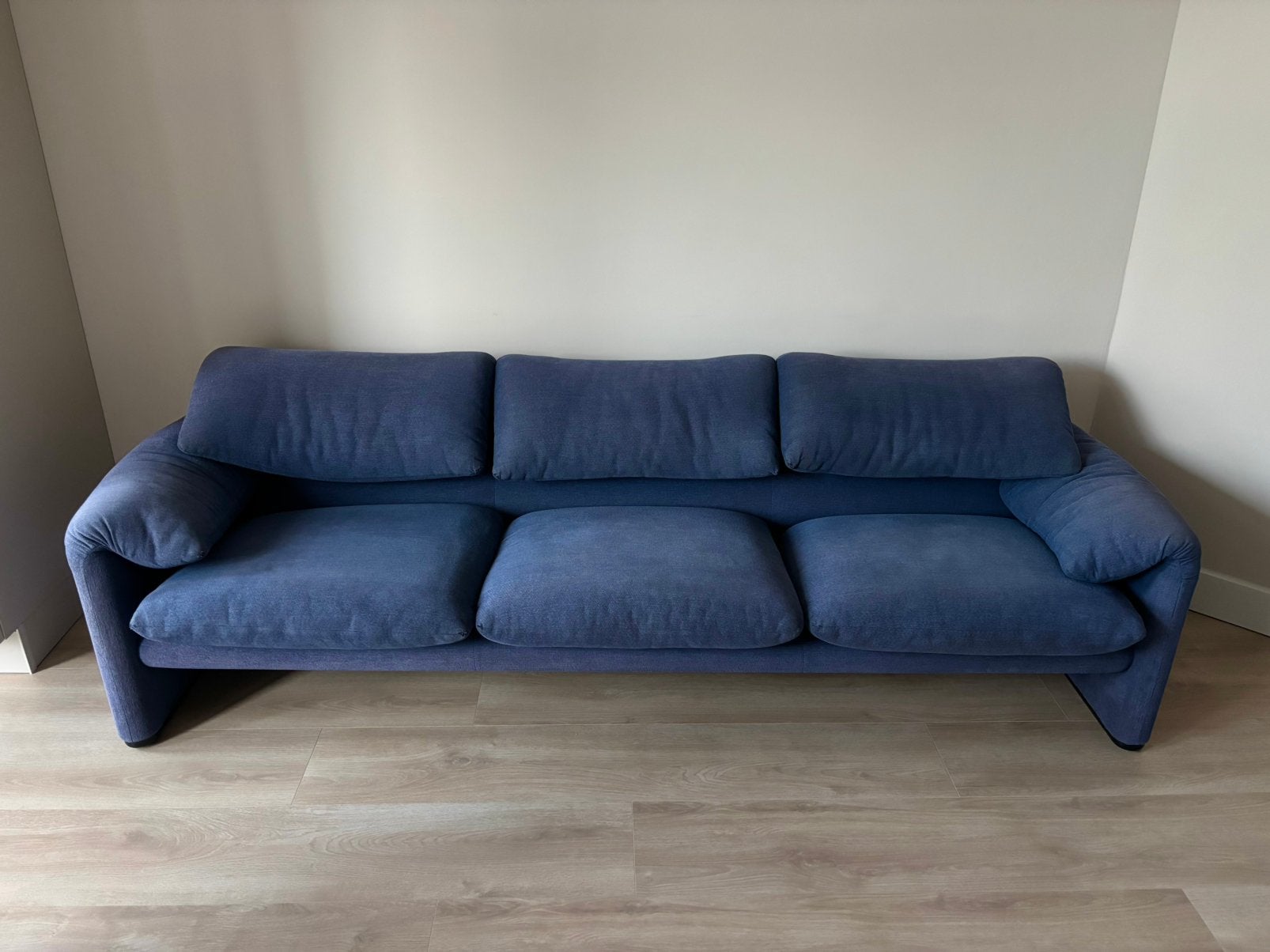 Cassina Maralunga 3-zits bank, Ophalen, 75 tot 100 cm, Zo goed als nieuw, Stof