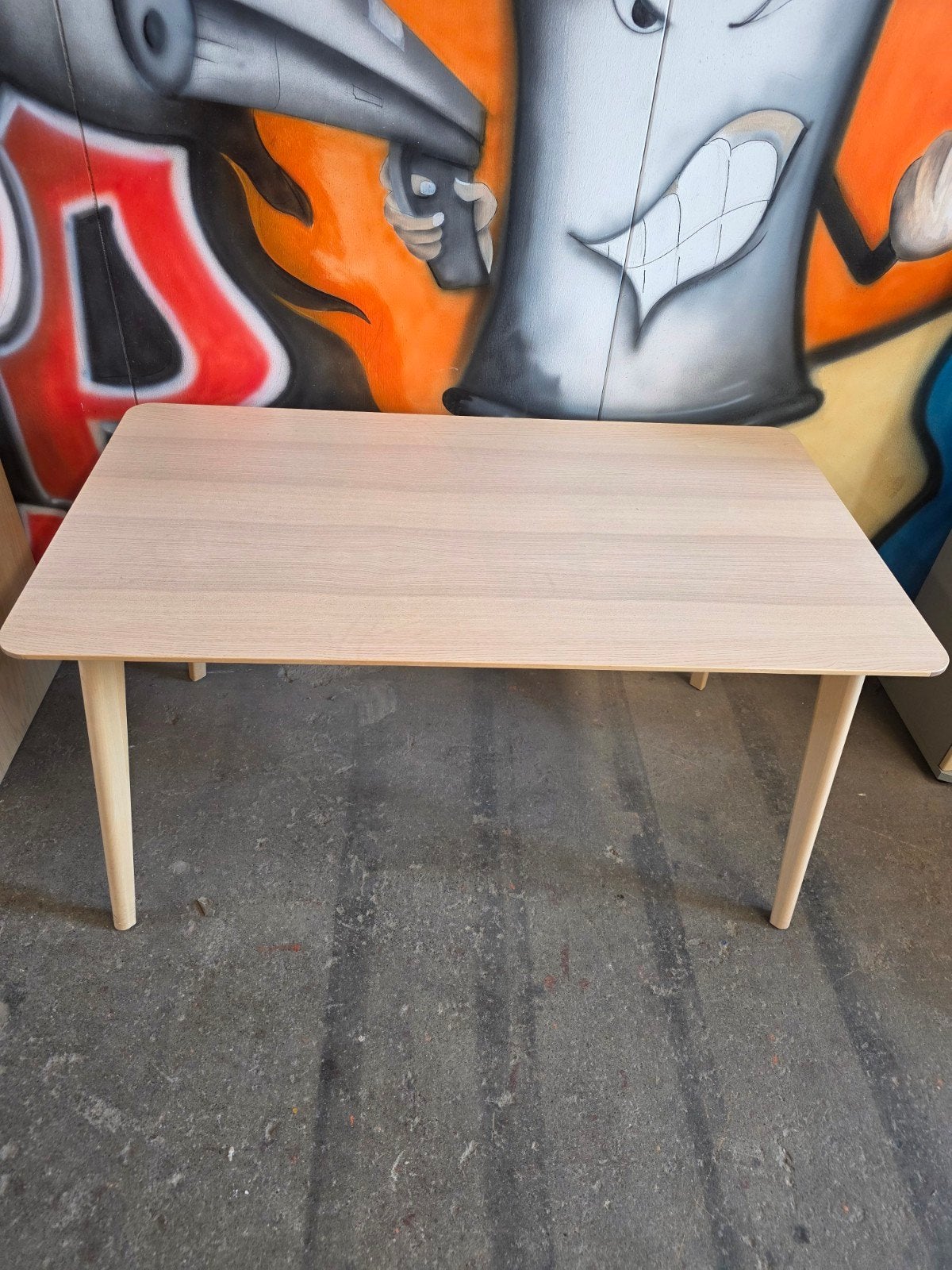 Tafel IKEA Lisabo, Huis en Inrichting, Bureaus, Ophalen, Zo goed als nieuw