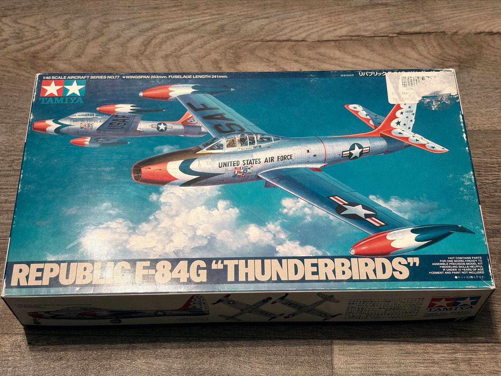 Tamiya 1:48 Republic F-84G Thunderjet 'Thunderbirds' model, Hobby en Vrije tijd, Modelbouw | Vliegtuigen en Helikopters, Overige merken