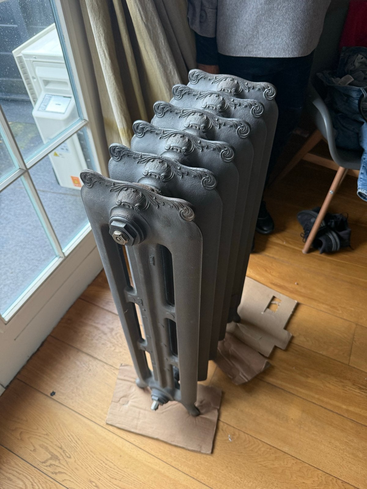 Klassieke gietijzeren sierradiator 94x50 cm, Ophalen, Gebruikt, Radiator, Minder dan 60 cm