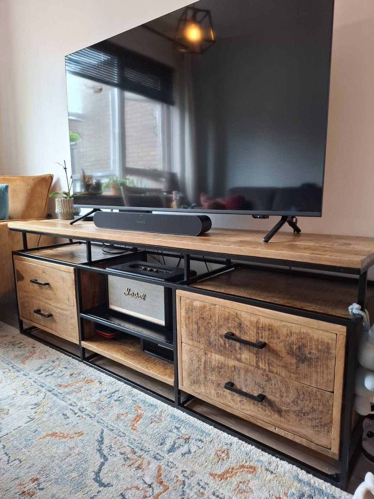 Industrieel TV-meubel mango hout, Huis en Inrichting, Kasten | Televisiemeubels, Gebruikt, 150 tot 200 cm, Minder dan 100 cm, Industrieel