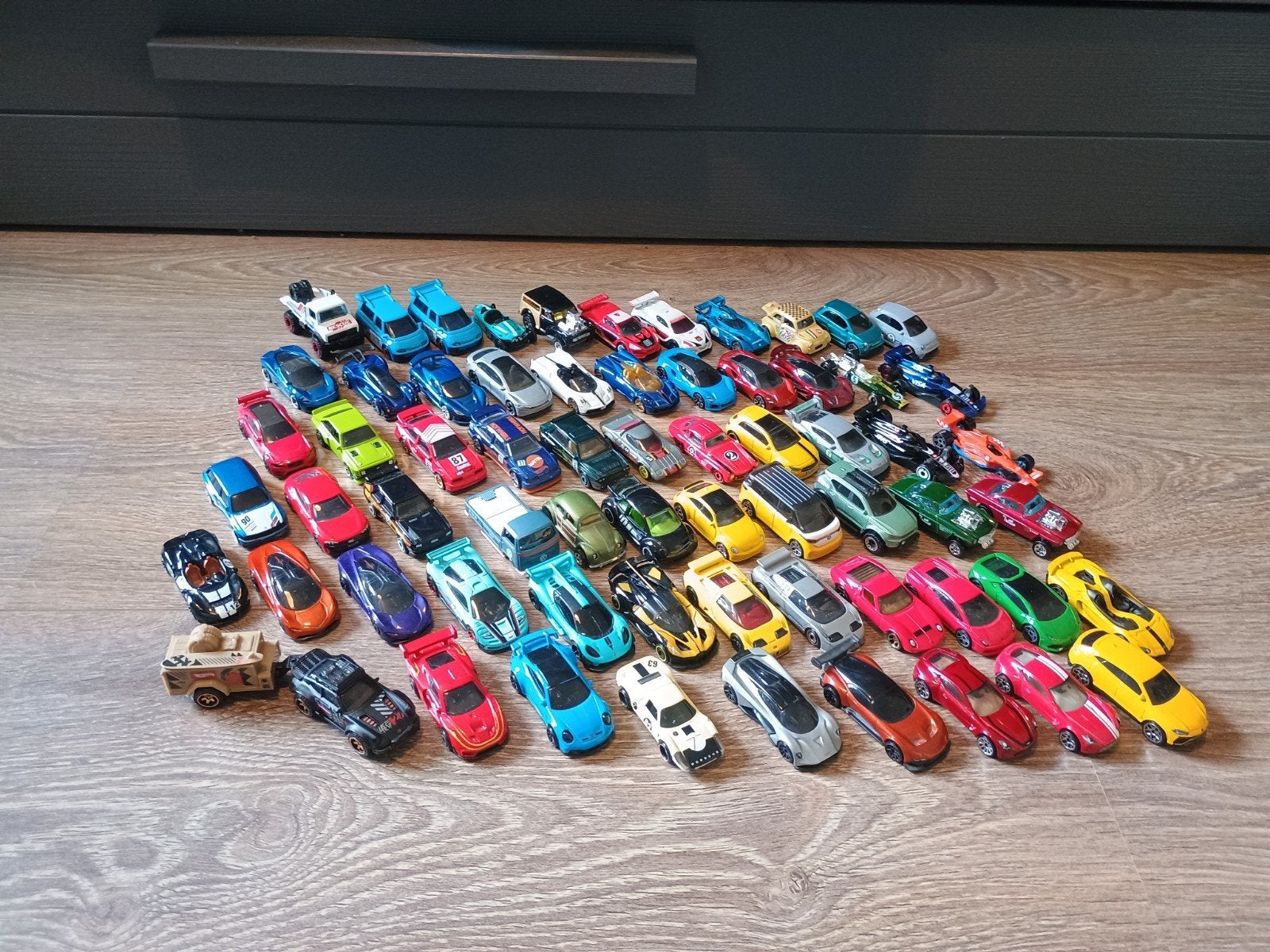 hotwheels euro verzameling (65x), Ophalen of Verzenden, Auto