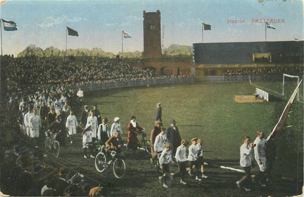 388-519-021 Amsterdam Stadion, Verzenden, Voor 1920, Noord-Holland