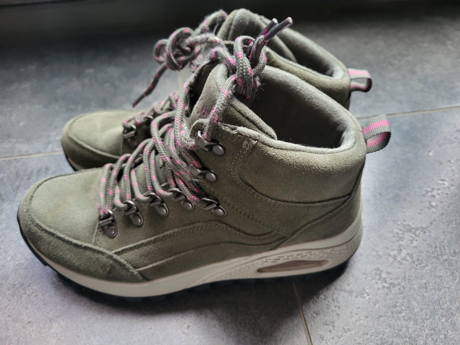 Skechers wandelschoenen - maat 38, groen met roze veters, Skechers, Gedragen, Groen, Wandelschoenen