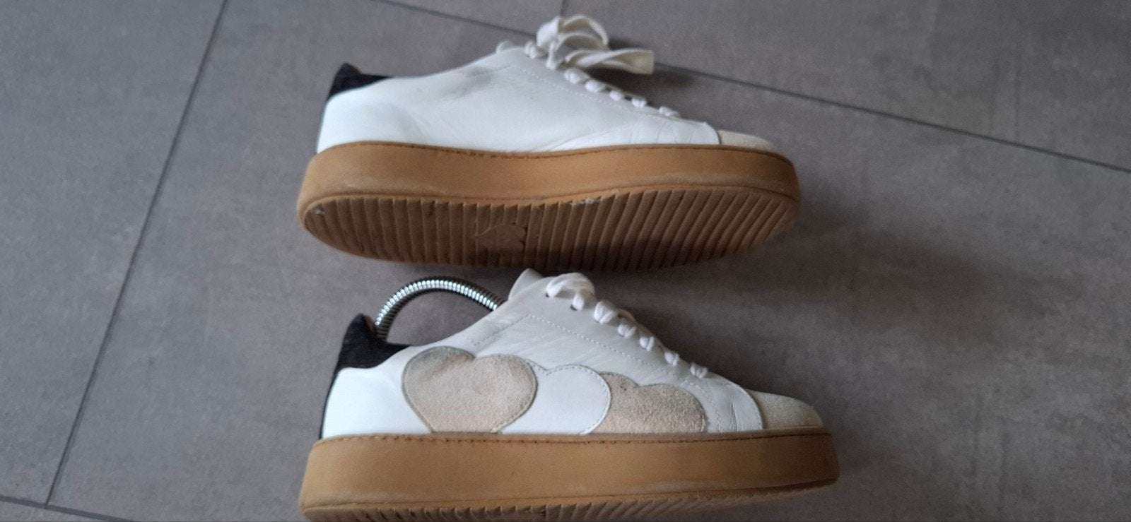 Twinset sneakers schoenen hartjes maat 38 igs, Twinset, Ophalen of Verzenden, Sneakers of Gympen, Gedragen