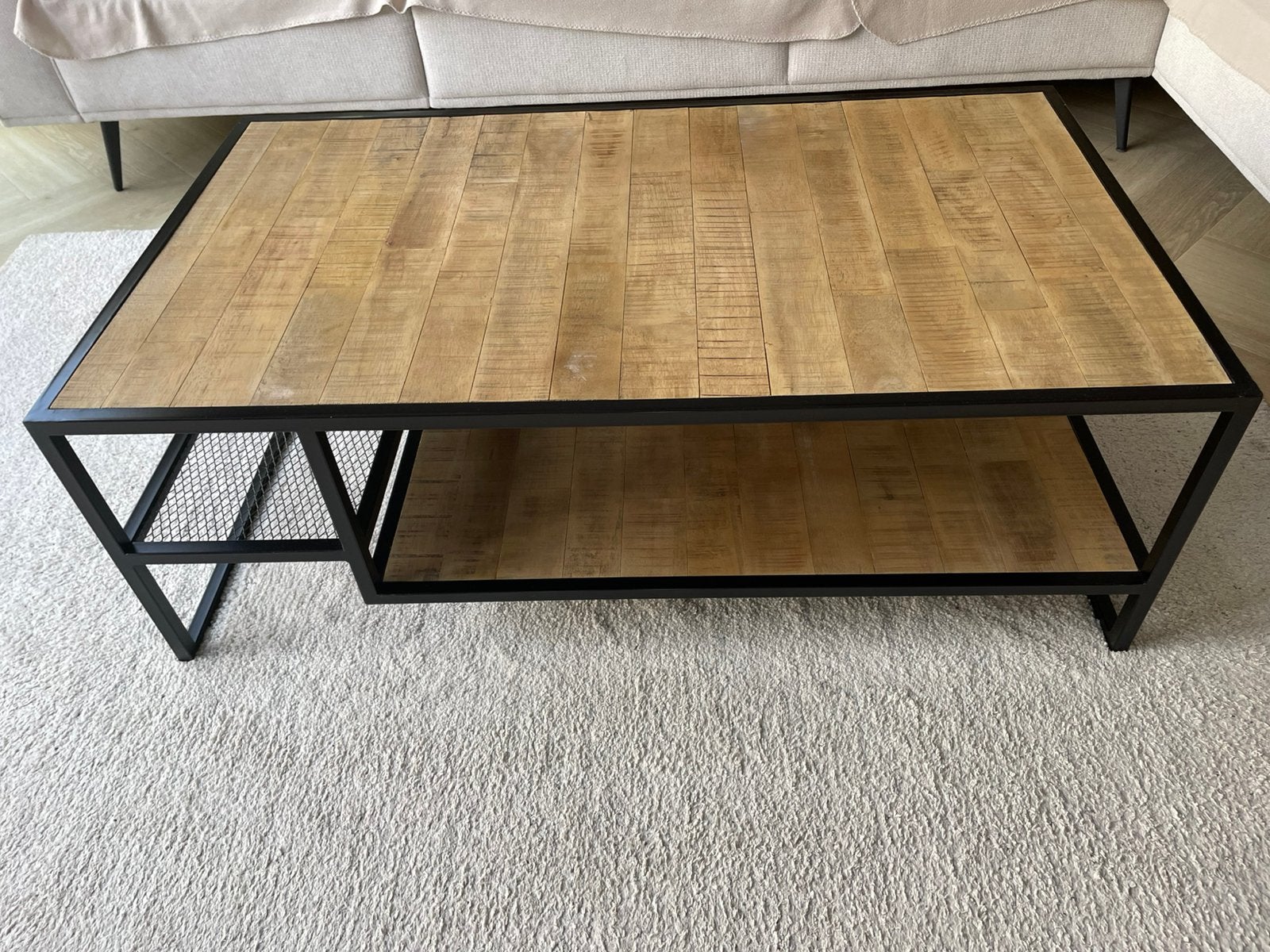 Salontafel mango hout met zwart, Ophalen, 100 tot 150 cm, 50 tot 100 cm, Zo goed als nieuw