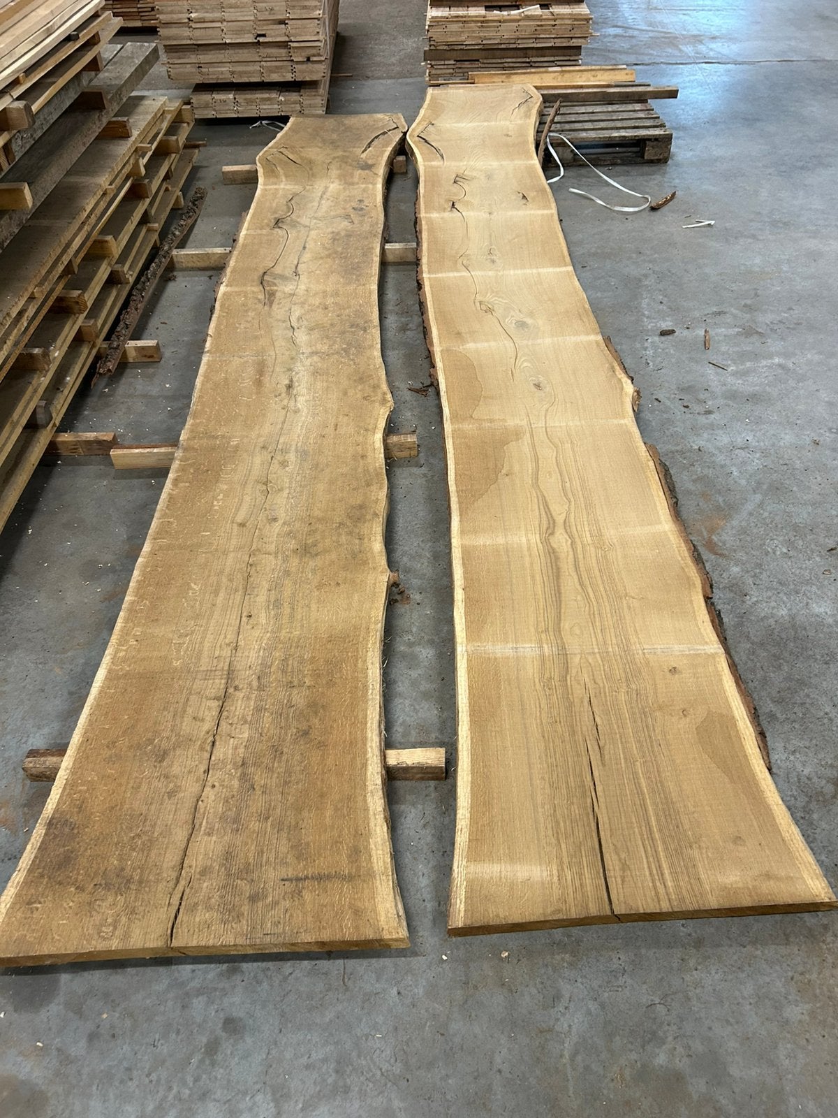 Europees Eiken boomstamblad 480cm lang KD ca 60/70cm breed, Ophalen, 25 tot 50 mm, Eiken, Nieuw