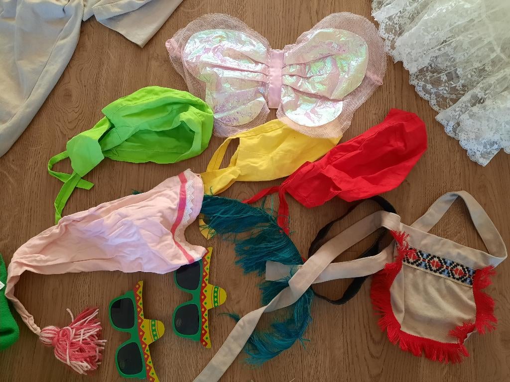 GRATIS verkleedkleren, Ophalen, Gebruikt, 110 t/m 116, Jongen of Meisje