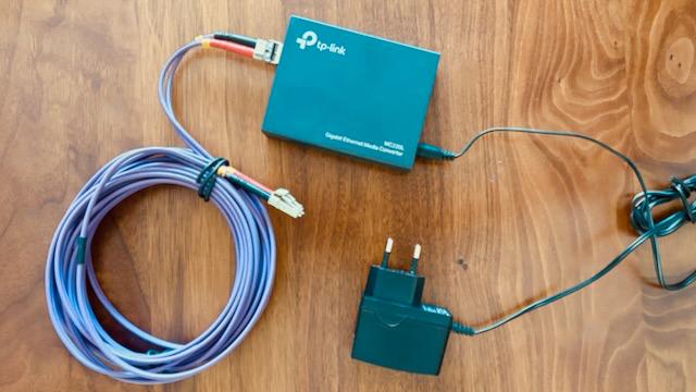 TP-link MC220L Mediaconverter, met SFP-module en Fiber kabel, Verzenden, Gebruikt