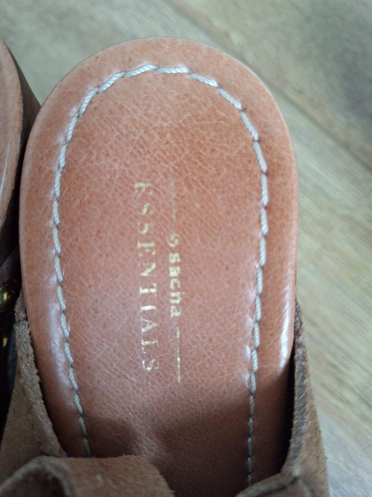 Sacha Essentials bruine suède sandalen met hak, Sacha Essentials, Bruin, Gedragen, Sandalen of Muiltjes