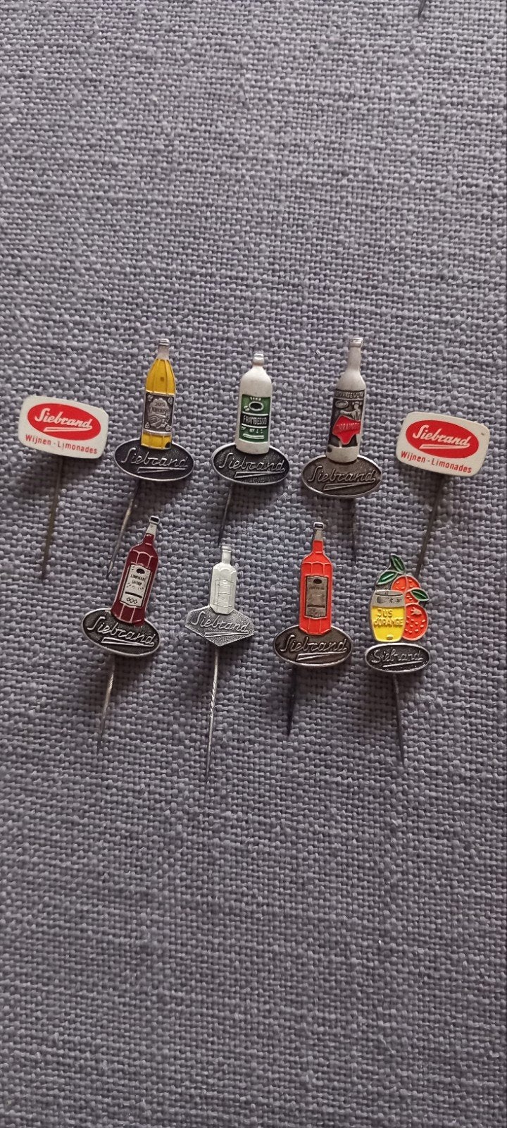 Set van 7 Siebrand Wijn & Limonade Reclame Speldjes, Ophalen of Verzenden, Gebruikt
