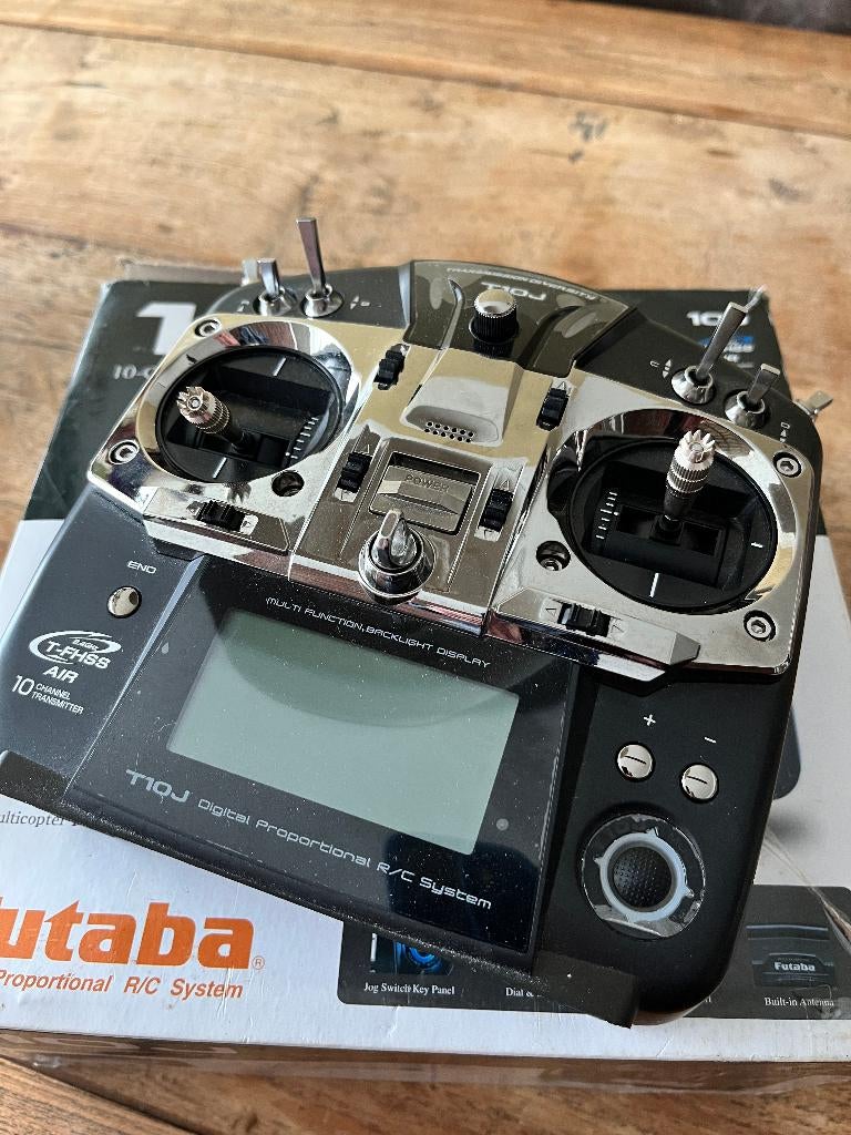 Futaba T10J 10-kanaals zender, Ophalen of Verzenden, Zo goed als nieuw, Overige typen